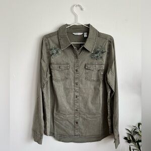 Isaac Mizrahi - Floral Embroidered Button Up Shirt